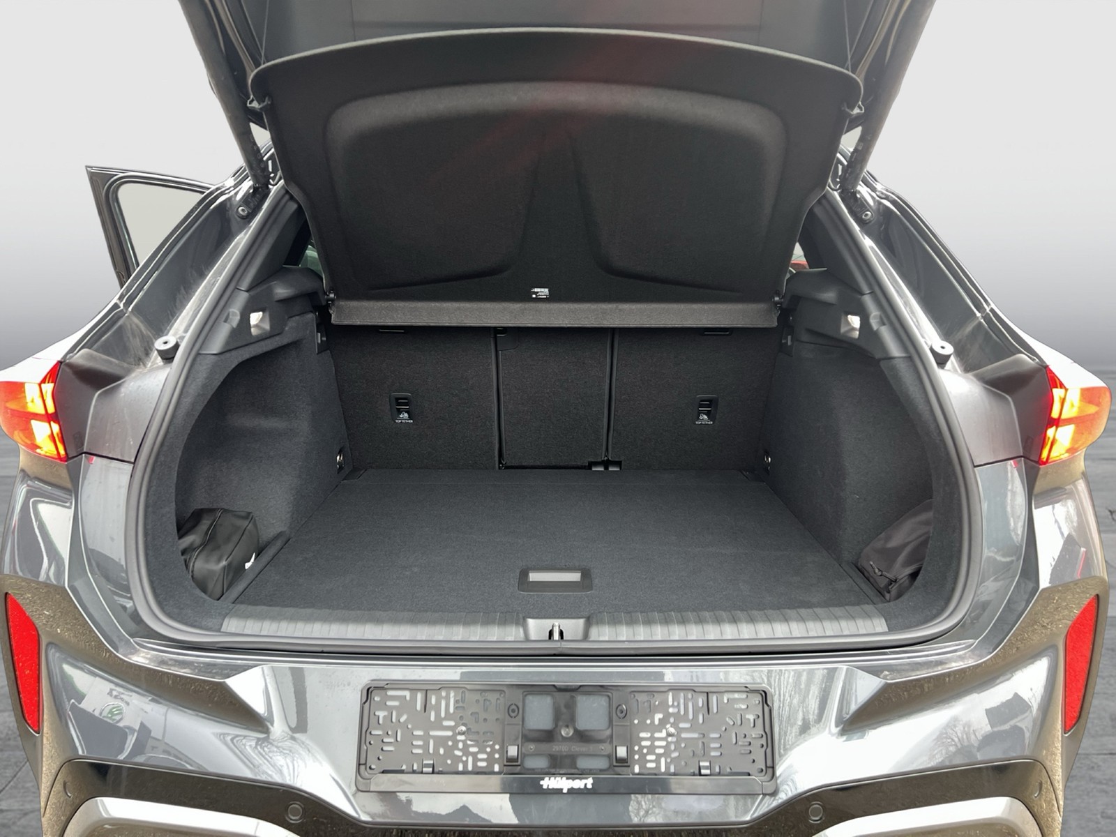 Cupra Terramar 1.5 eTSI CAM ACC LM19 E-KLAPPE CARPLAY