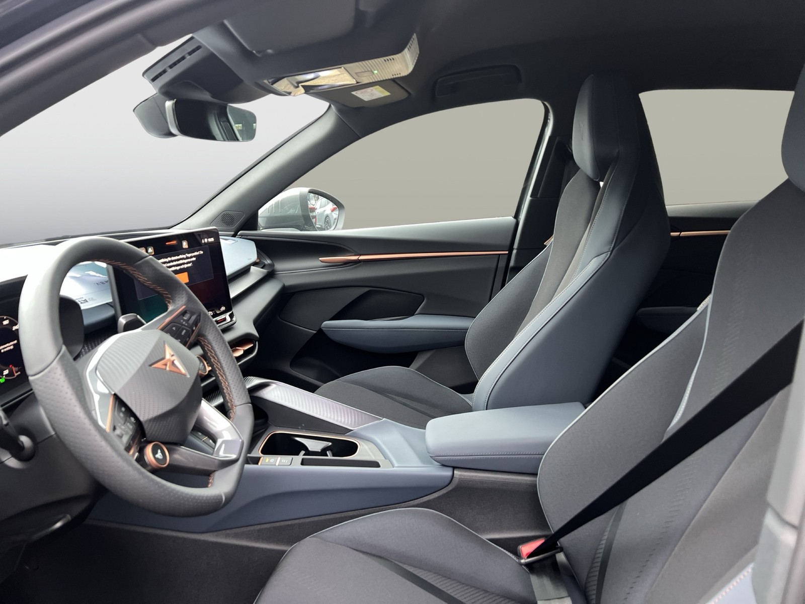 Cupra Terramar 1.5 eTSI CAM ACC LM19 E-KLAPPE CARPLAY