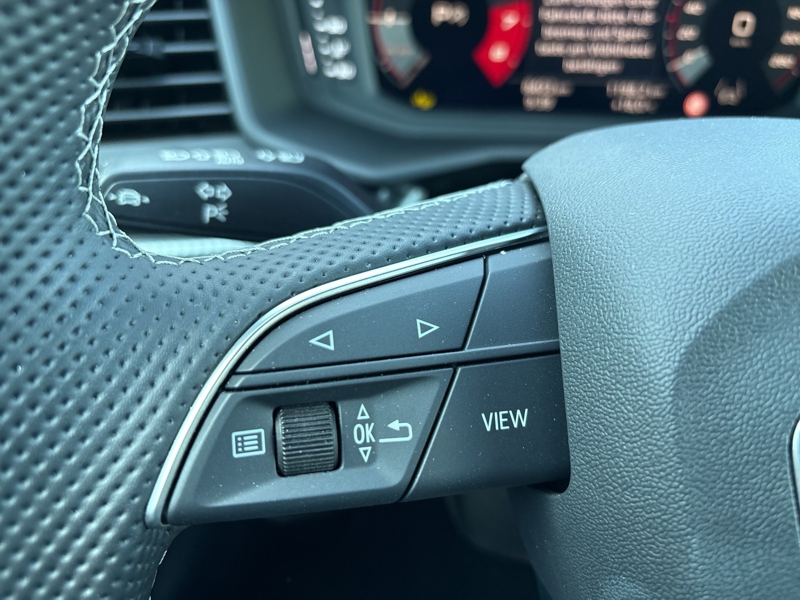 Audi A1 Sportback 30 S LINE ACC NAVI+ LM17 LED SITZHZ
