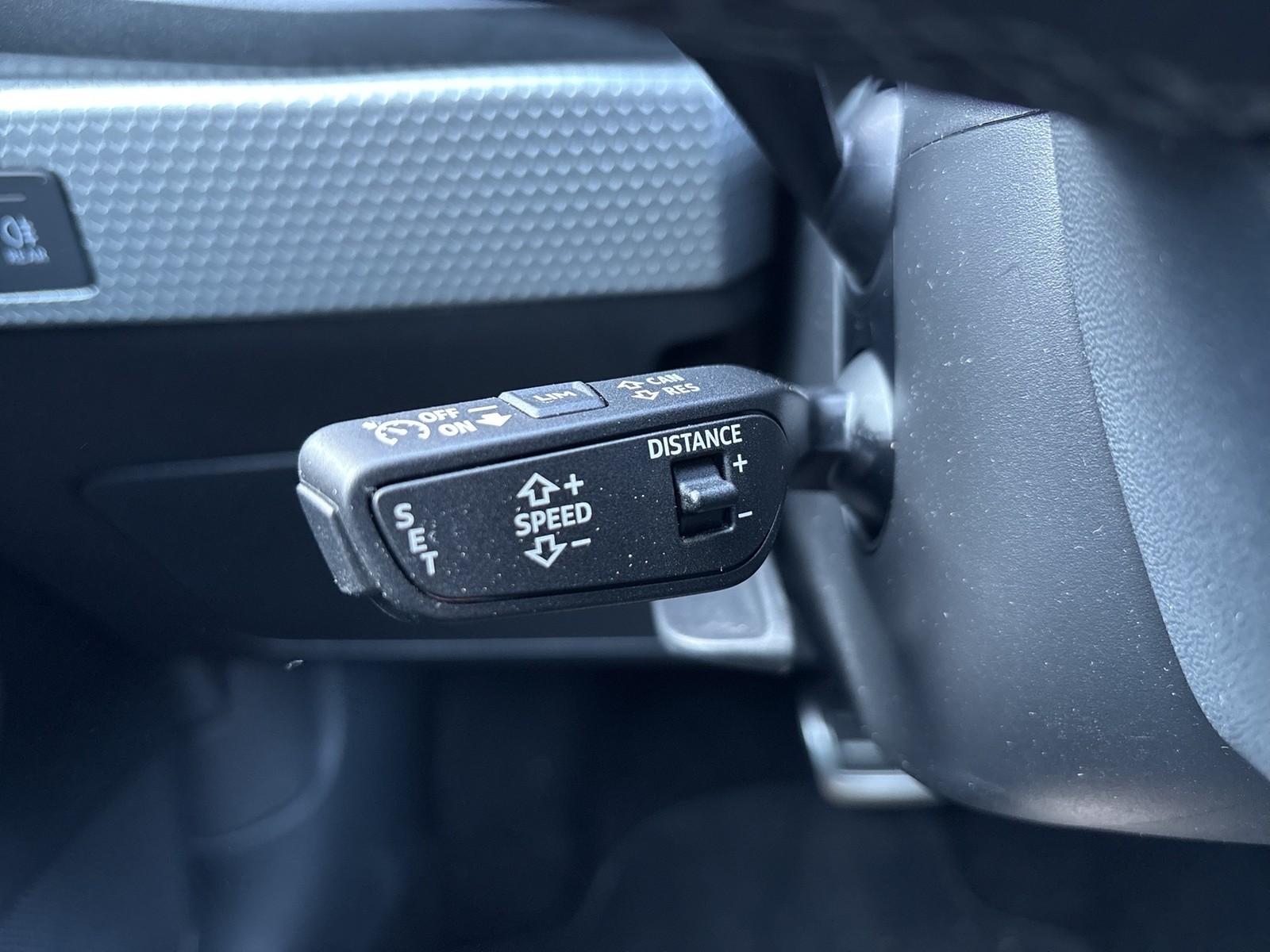 Audi A1 Sportback 30 S LINE ACC NAVI+ LM17 LED SITZHZ