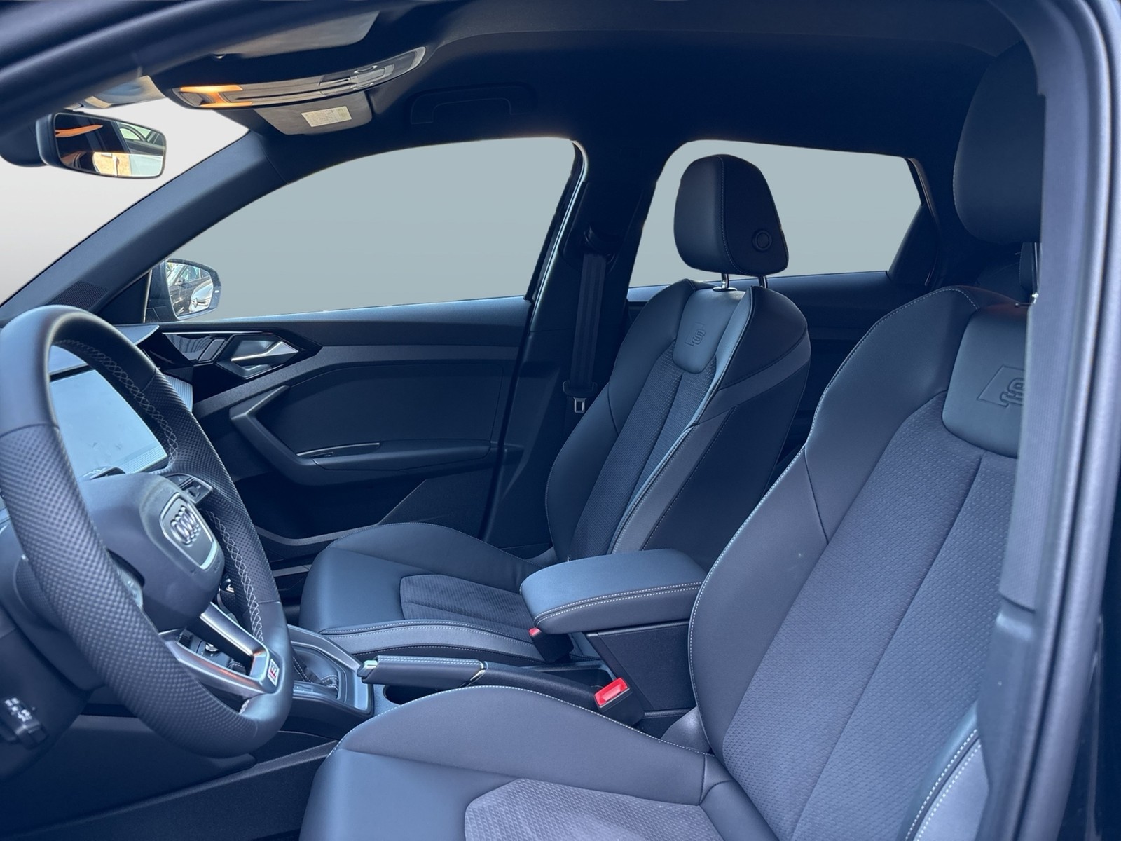 Audi A1 Sportback 30 S LINE ACC NAVI+ LM17 LED SITZHZ