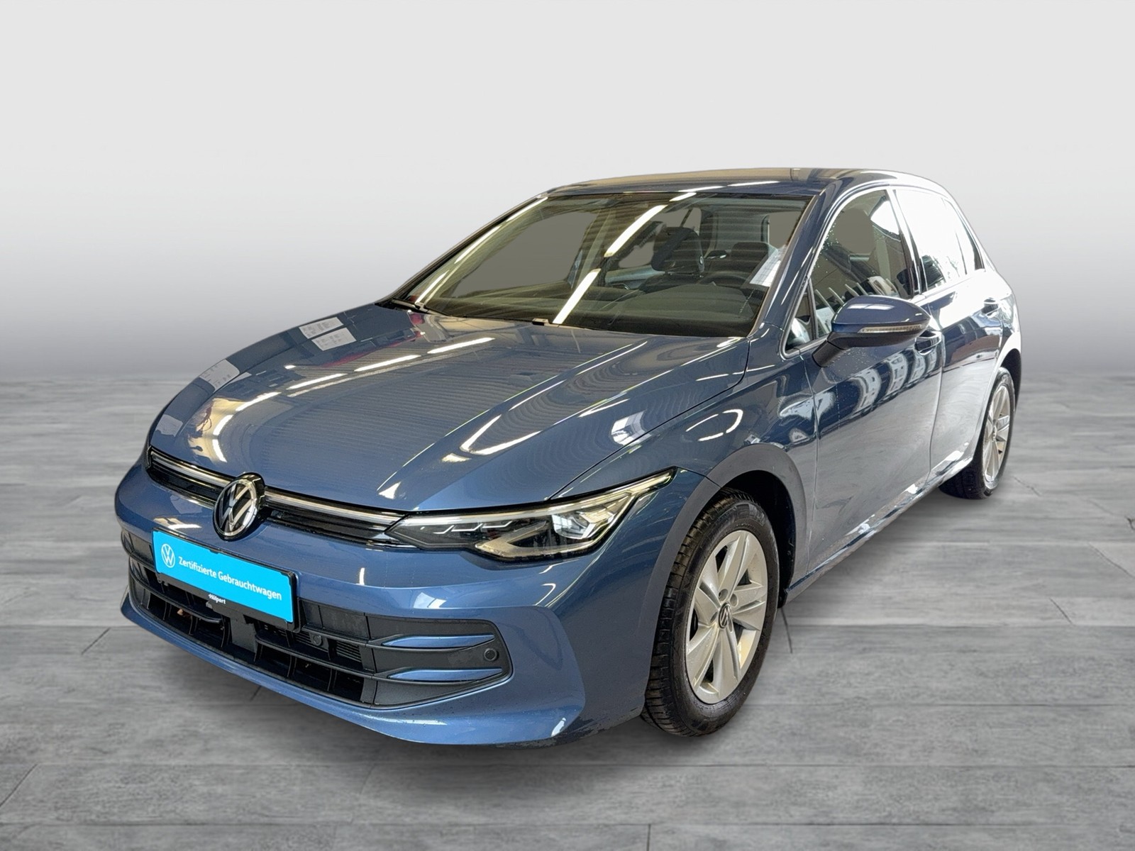 Volkswagen Golf VIII 2.0 LIFE FACELIFT CAM ACC CARPLAY LED+