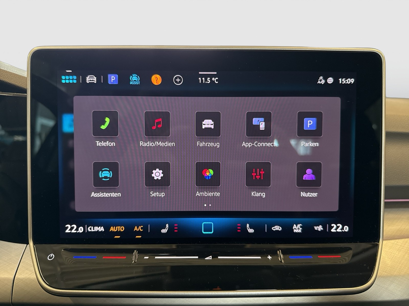 Volkswagen Golf VIII 2.0 LIFE FACELIFT CAM ACC CARPLAY LED+