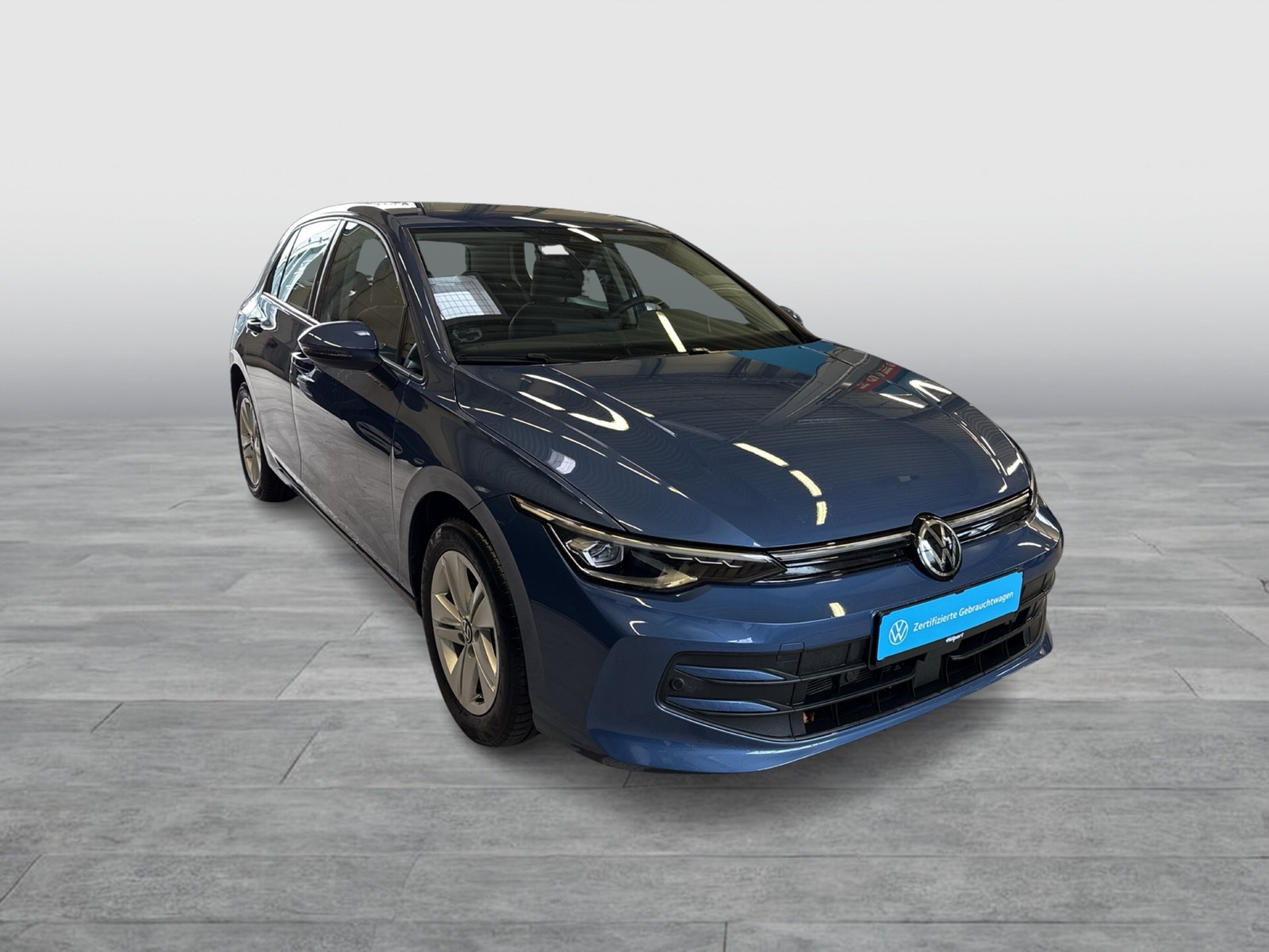 Volkswagen Golf VIII 2.0 LIFE FACELIFT CAM ACC CARPLAY LED+