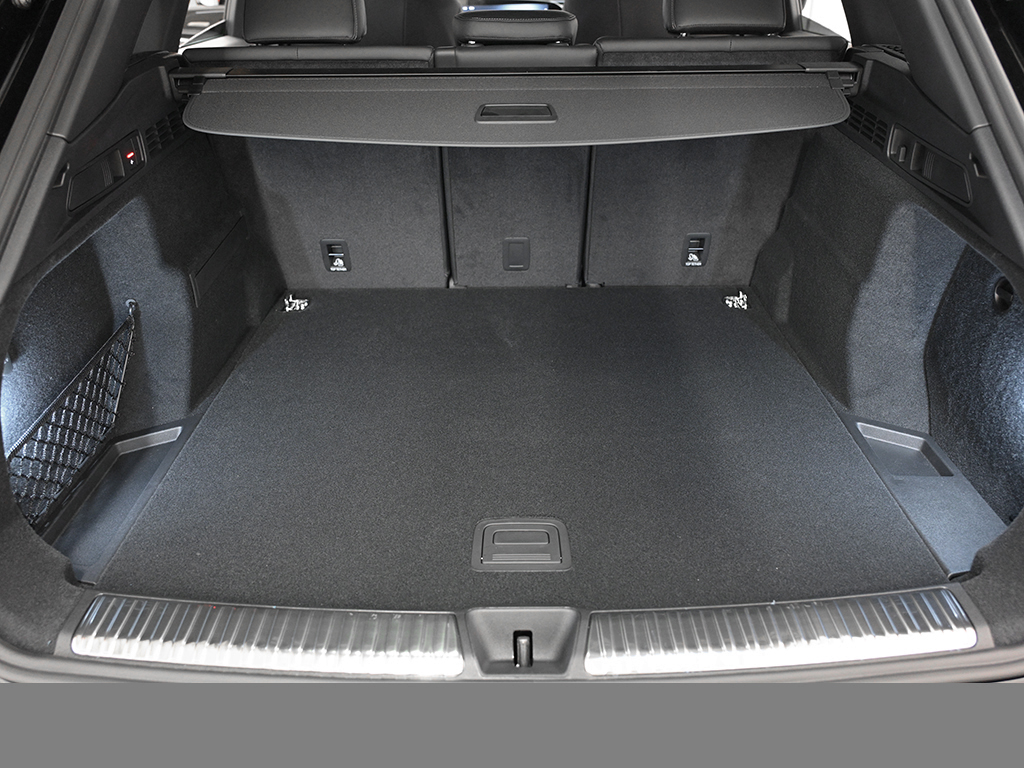 Audi Q5 SUV TDI quattro s tronic AHK TECH PRO LM21
