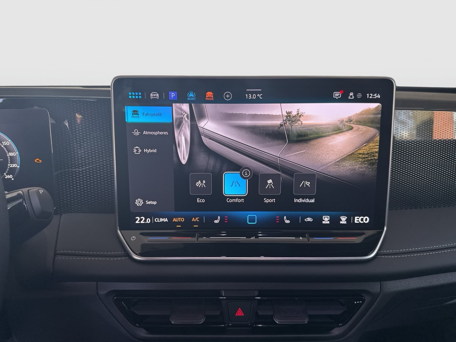 Volkswagen Tiguan 1.5 HYBRID LIFE CAM ACC LM18 CARPLAY
