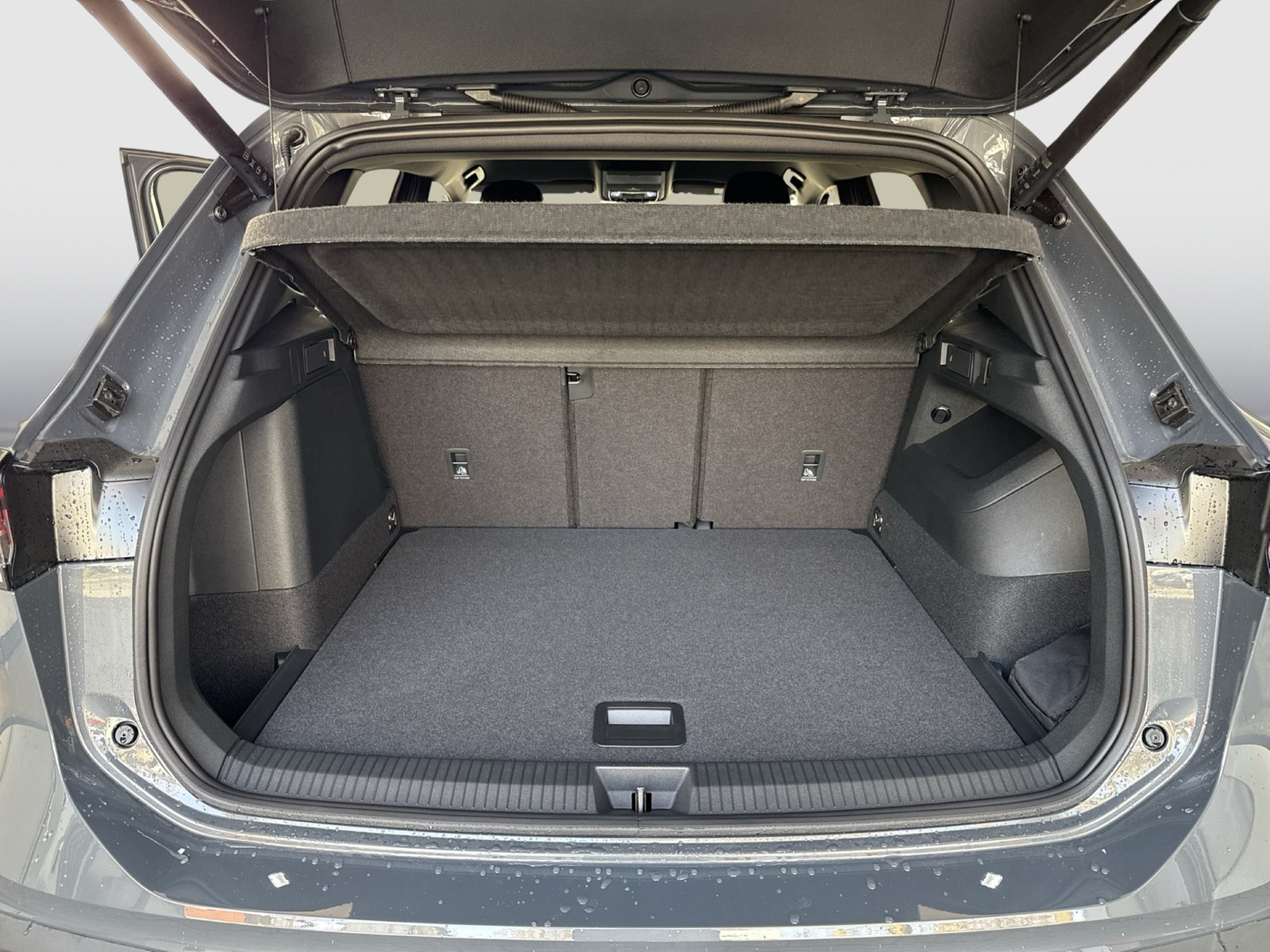 Volkswagen Tiguan 1.5 HYBRID LIFE CAM ACC LM18 CARPLAY