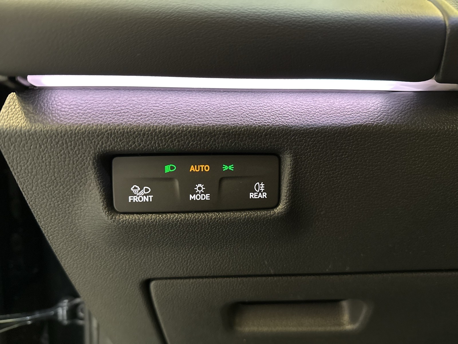 Volkswagen Tiguan 1.5 HYBRID LIFE CAM ACC LM18 CARPLAY