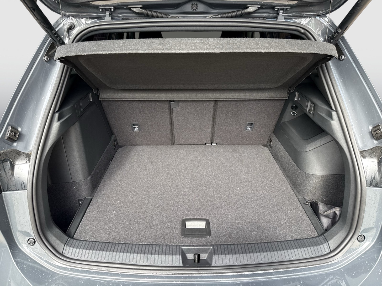 Volkswagen Tiguan 1.5 HYBRID LIFE CAM ACC LM18 CARPLAY