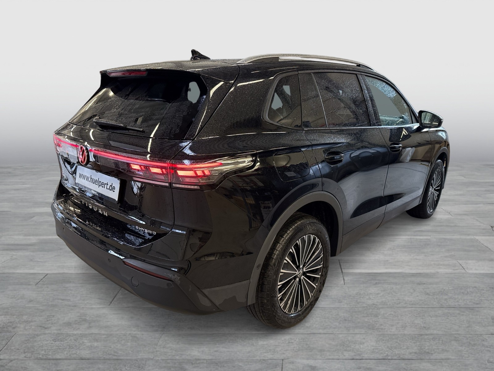 Volkswagen Tiguan 1.5 HYBRID LIFE CAM ACC LM18 CARPLAY