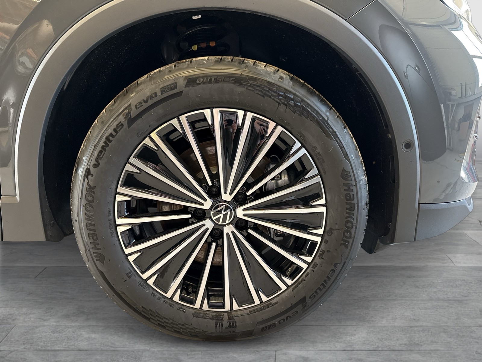 Volkswagen Tiguan 1.5 HYBRID LIFE CAM ACC LM18 CARPLAY