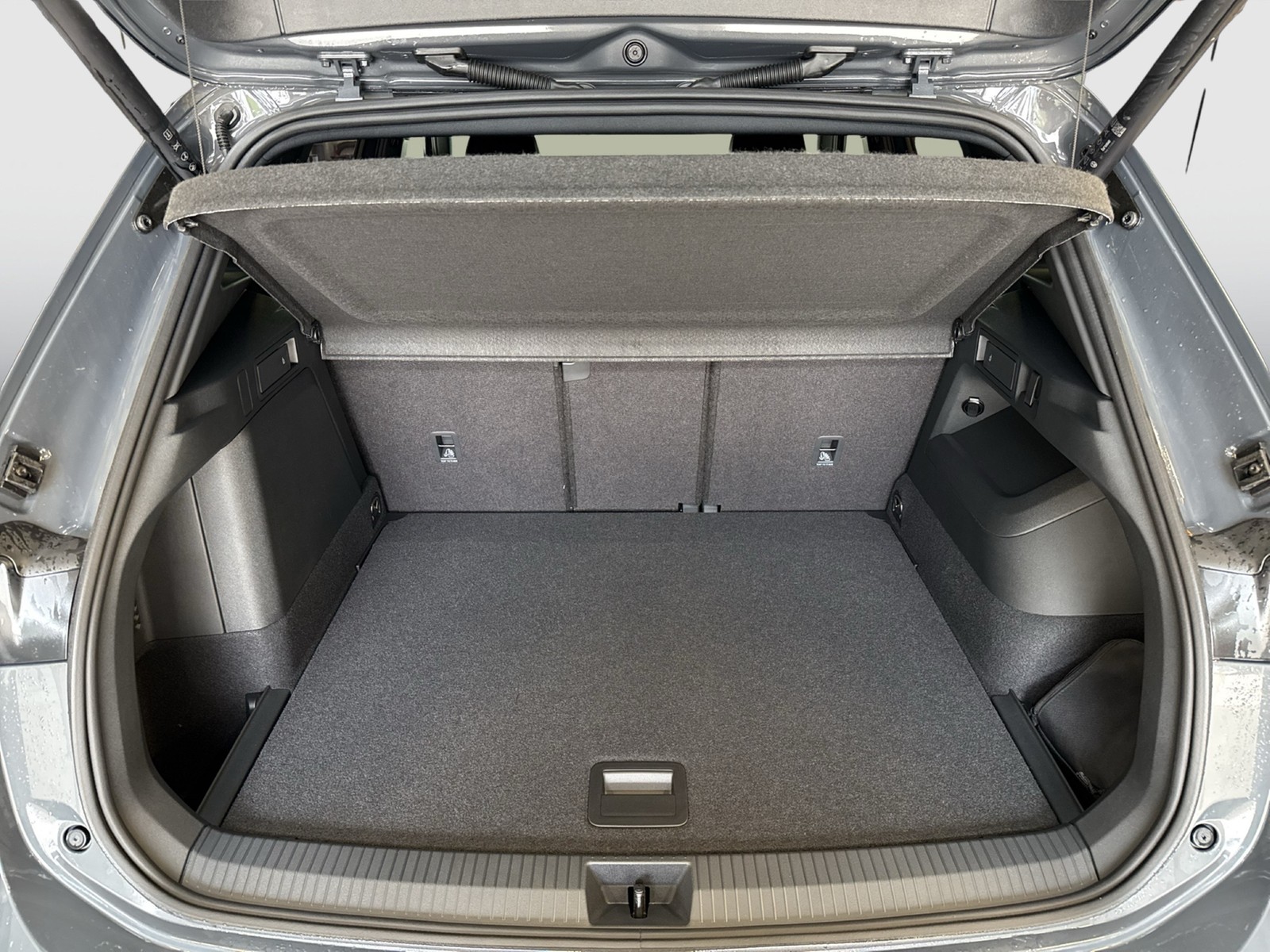 Volkswagen Tiguan 1.5 HYBRID LIFE CAM ACC LM18 CARPLAY