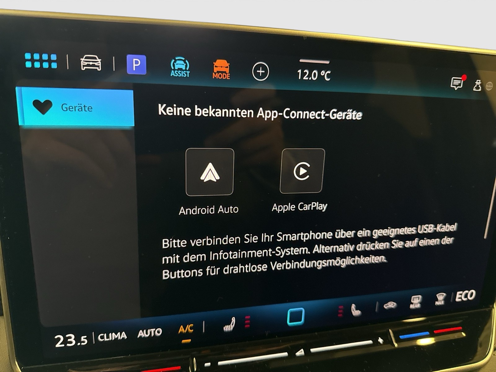Volkswagen Tiguan 1.5 HYBRID LIFE CAM ACC LM18 CARPLAY