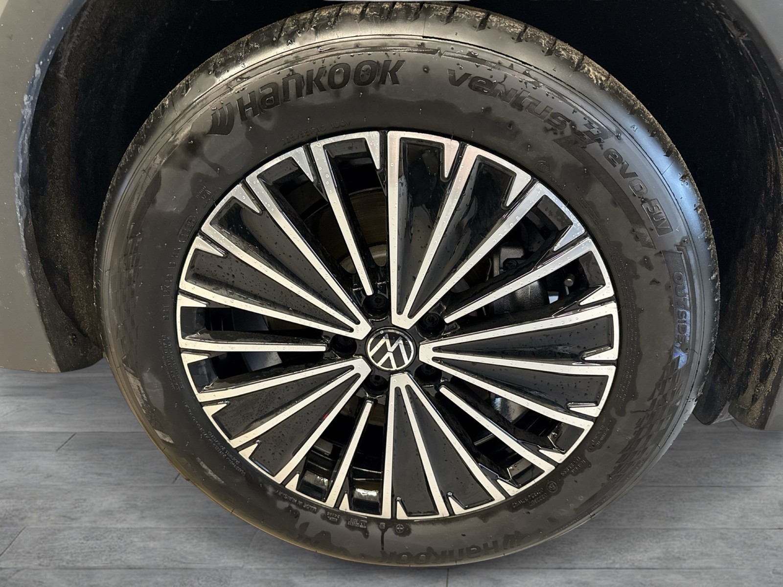 Volkswagen Tiguan 1.5 HYBRID LIFE CAM ACC LM18 CARPLAY