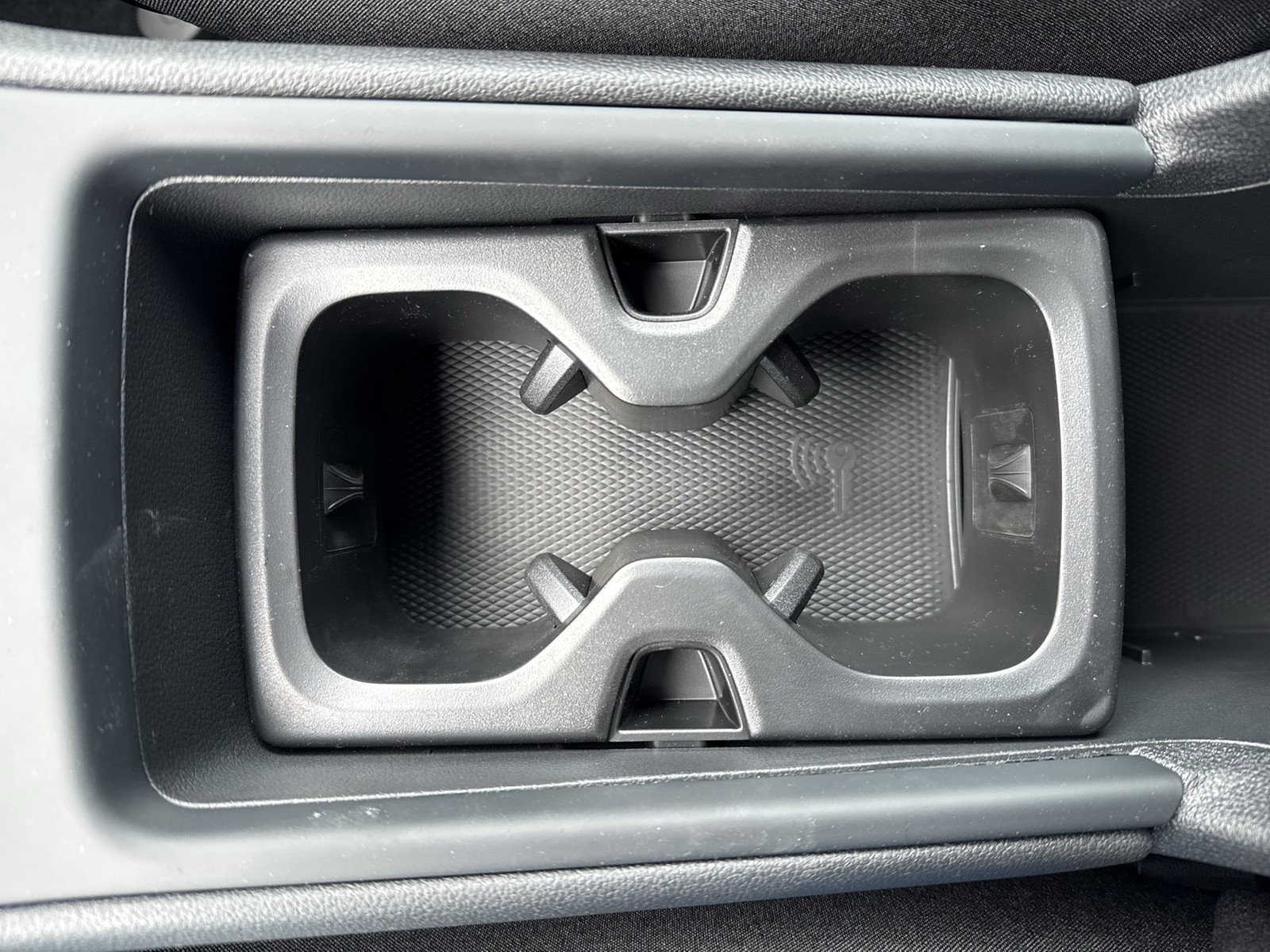 Volkswagen Tiguan 1.5 HYBRID LIFE CAM ACC LM18 CARPLAY