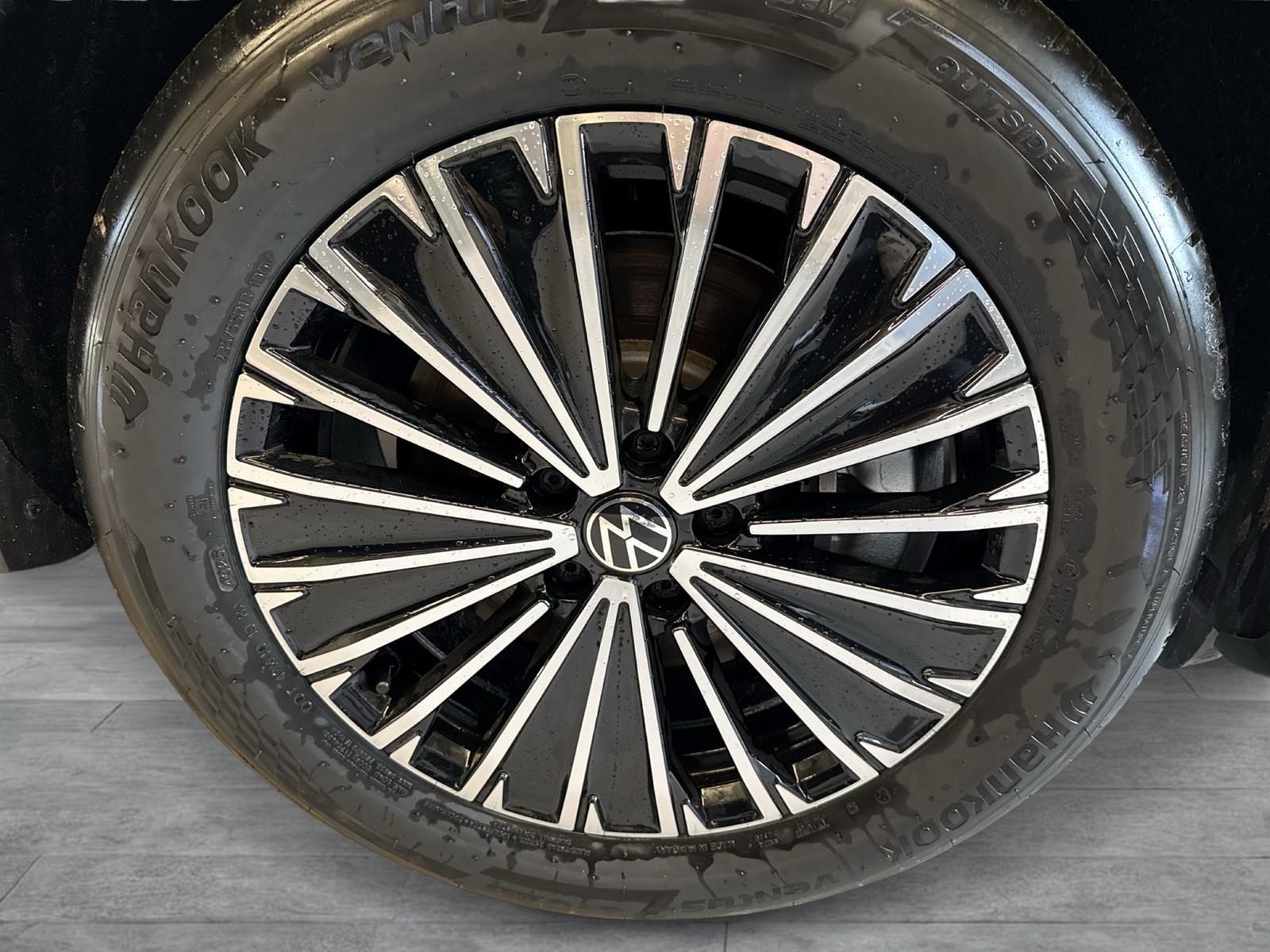 Volkswagen Tiguan 1.5 HYBRID LIFE CAM ACC LM18 CARPLAY