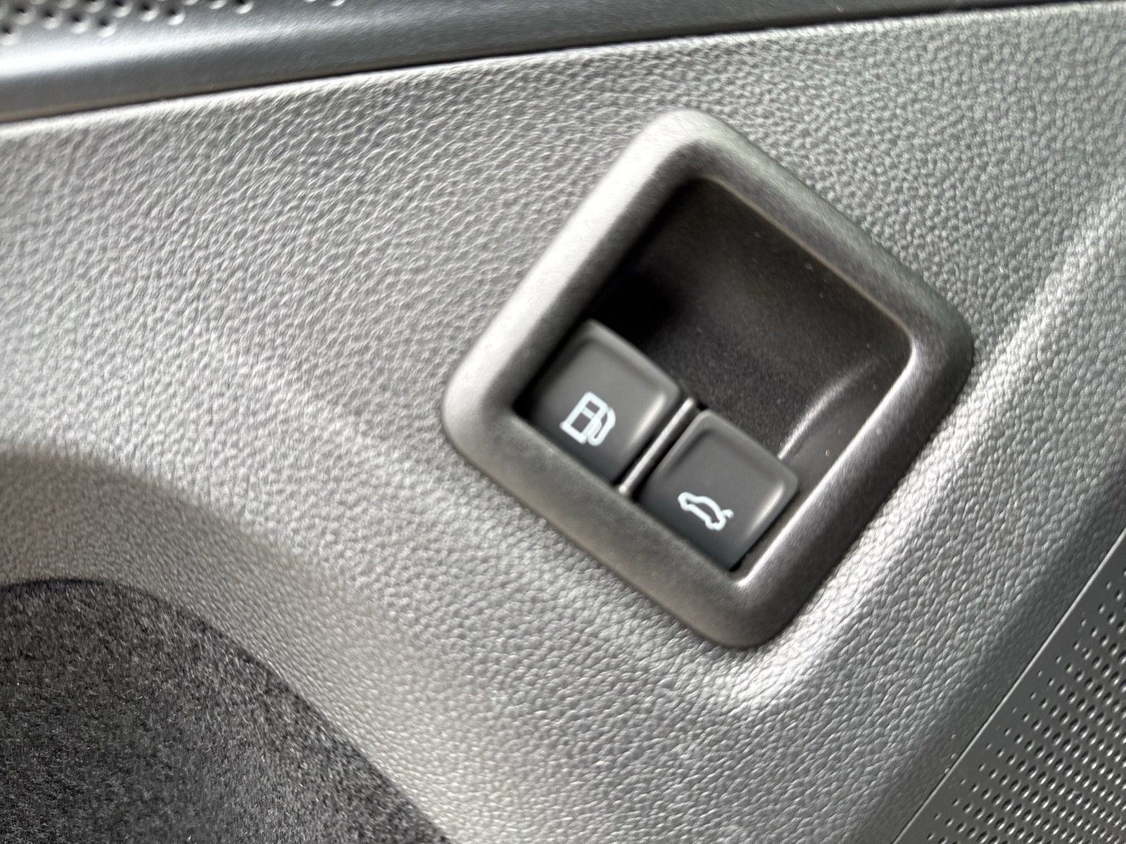 Volkswagen Tiguan 1.5 HYBRID LIFE CAM ACC LM18 CARPLAY