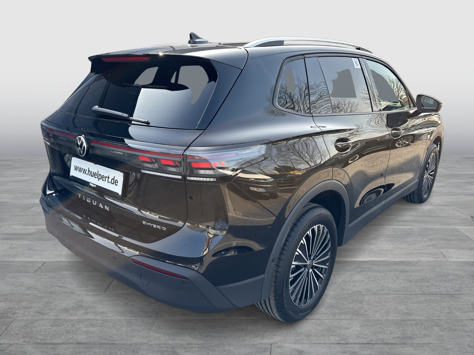 Volkswagen Tiguan 1.5 HYBRID LIFE CAM ACC LM18 CARPLAY