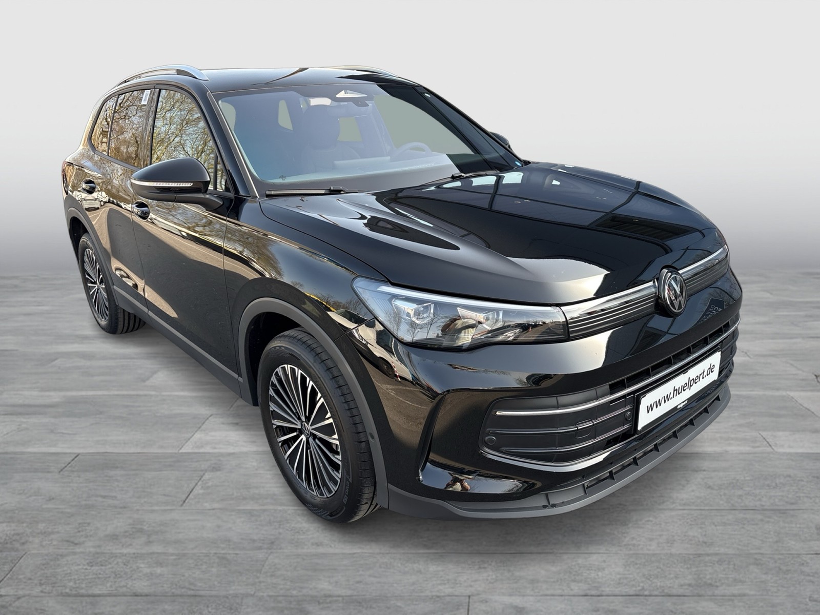 Volkswagen Tiguan 1.5 HYBRID LIFE CAM ACC LM18 CARPLAY