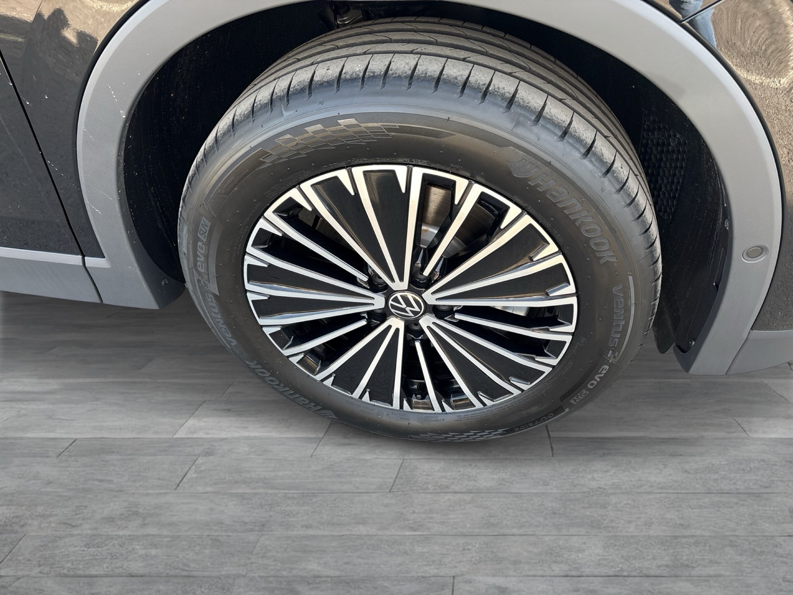 Volkswagen Tiguan 1.5 HYBRID LIFE CAM ACC LM18 CARPLAY