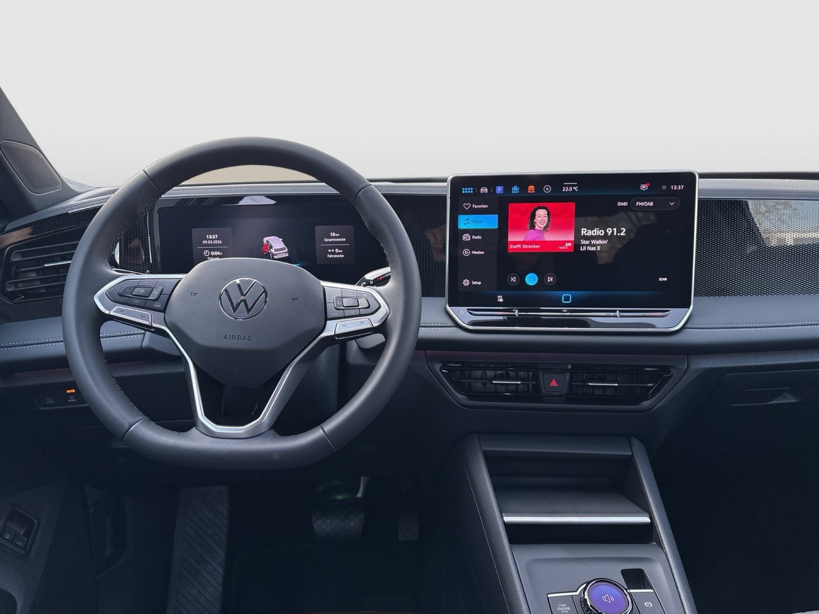 Volkswagen Tiguan 1.5 HYBRID LIFE CAM ACC LM18 CARPLAY