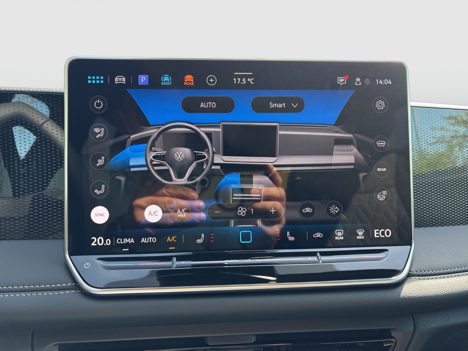 Volkswagen Tiguan 1.5 HYBRID LIFE CAM ACC LM18 CARPLAY