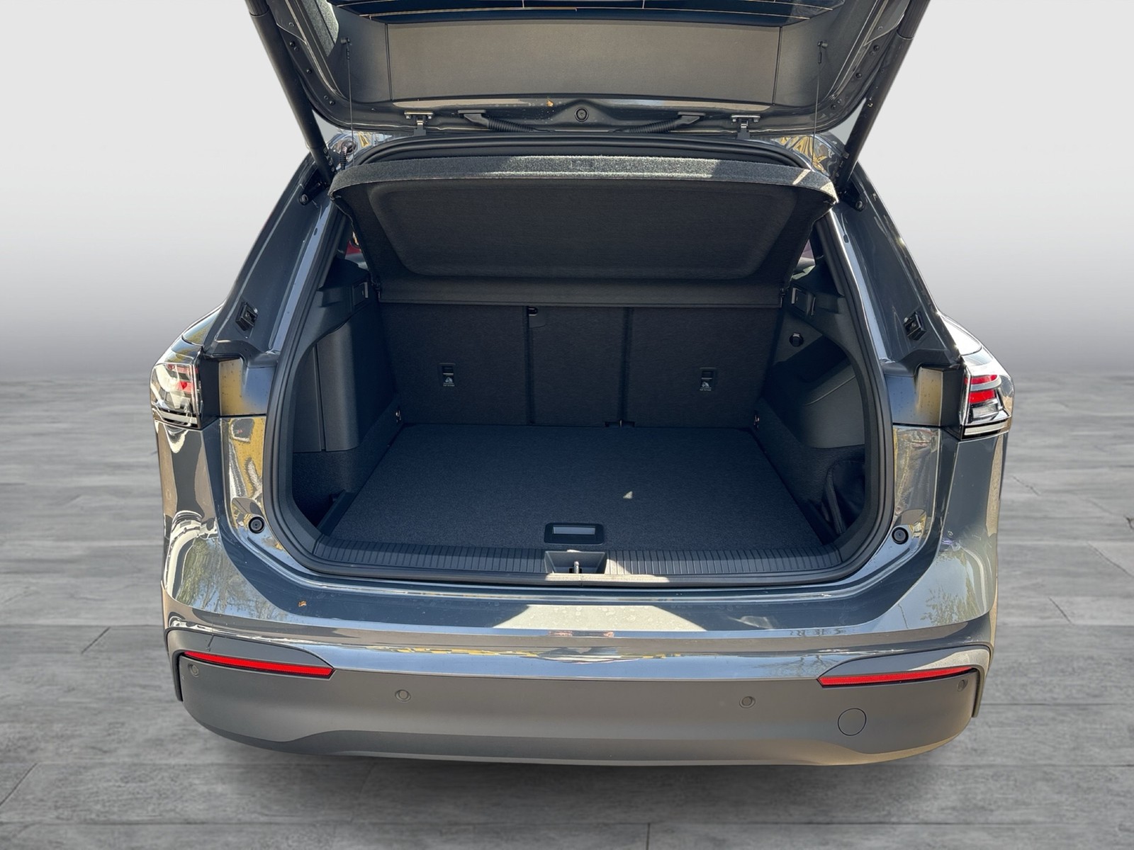 Volkswagen Tiguan 1.5 HYBRID LIFE CAM ACC LM18 CARPLAY