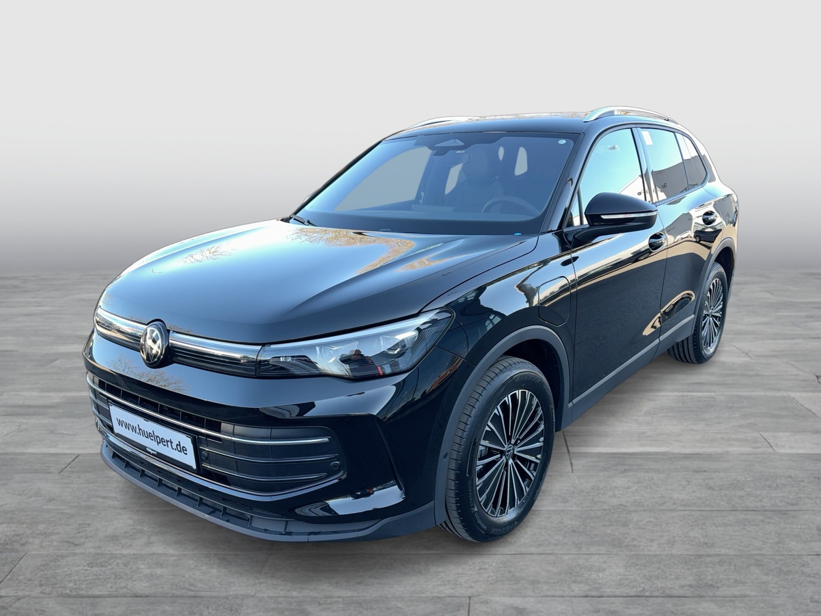 Volkswagen Tiguan 1.5 HYBRID LIFE CAM ACC LM18 CARPLAY