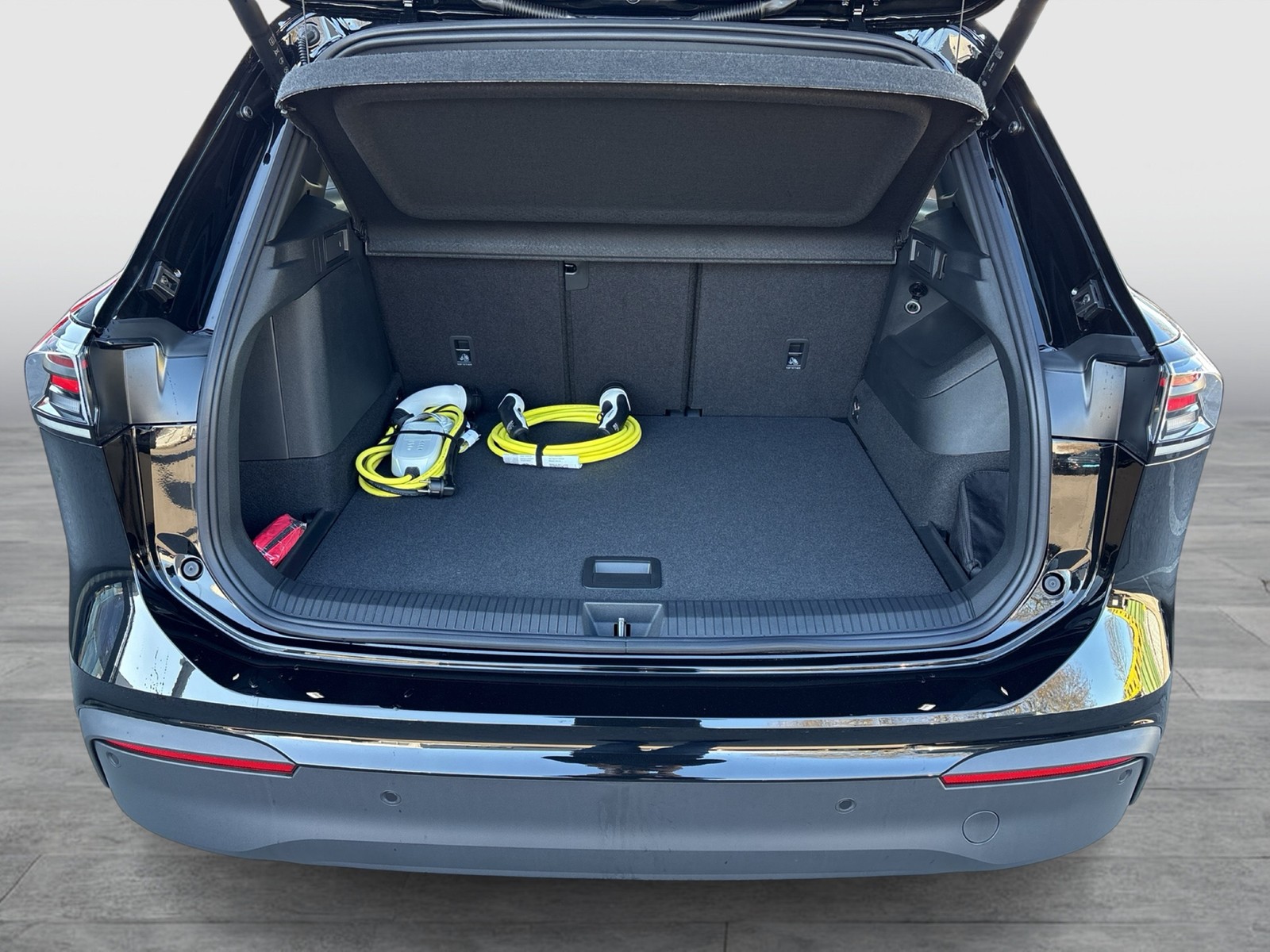 Volkswagen Tiguan 1.5 HYBRID LIFE CAM ACC LM18 CARPLAY