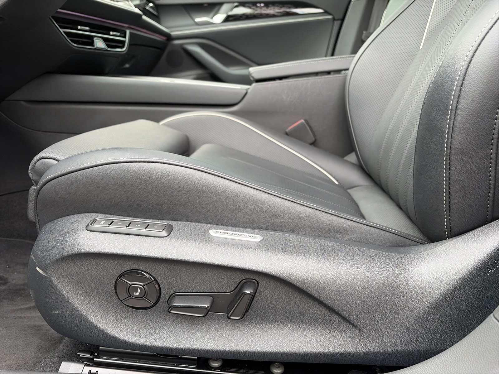 Volkswagen Passat Variant 2.0 BUSINESS LEDER 360°CAM ACC
