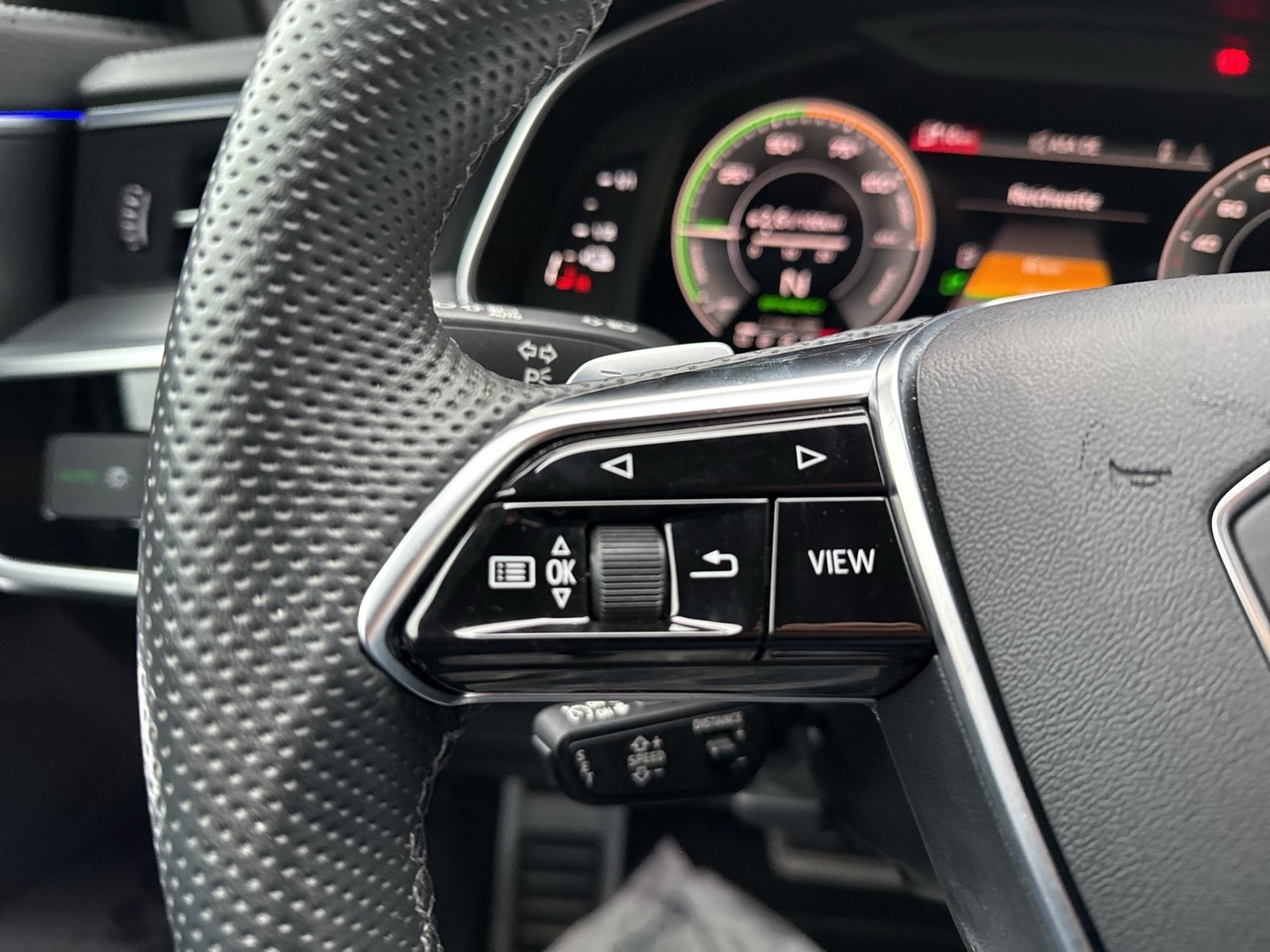 Audi A6 Avant 50 HYBRID Qu. S LINE PANO B&O CAM