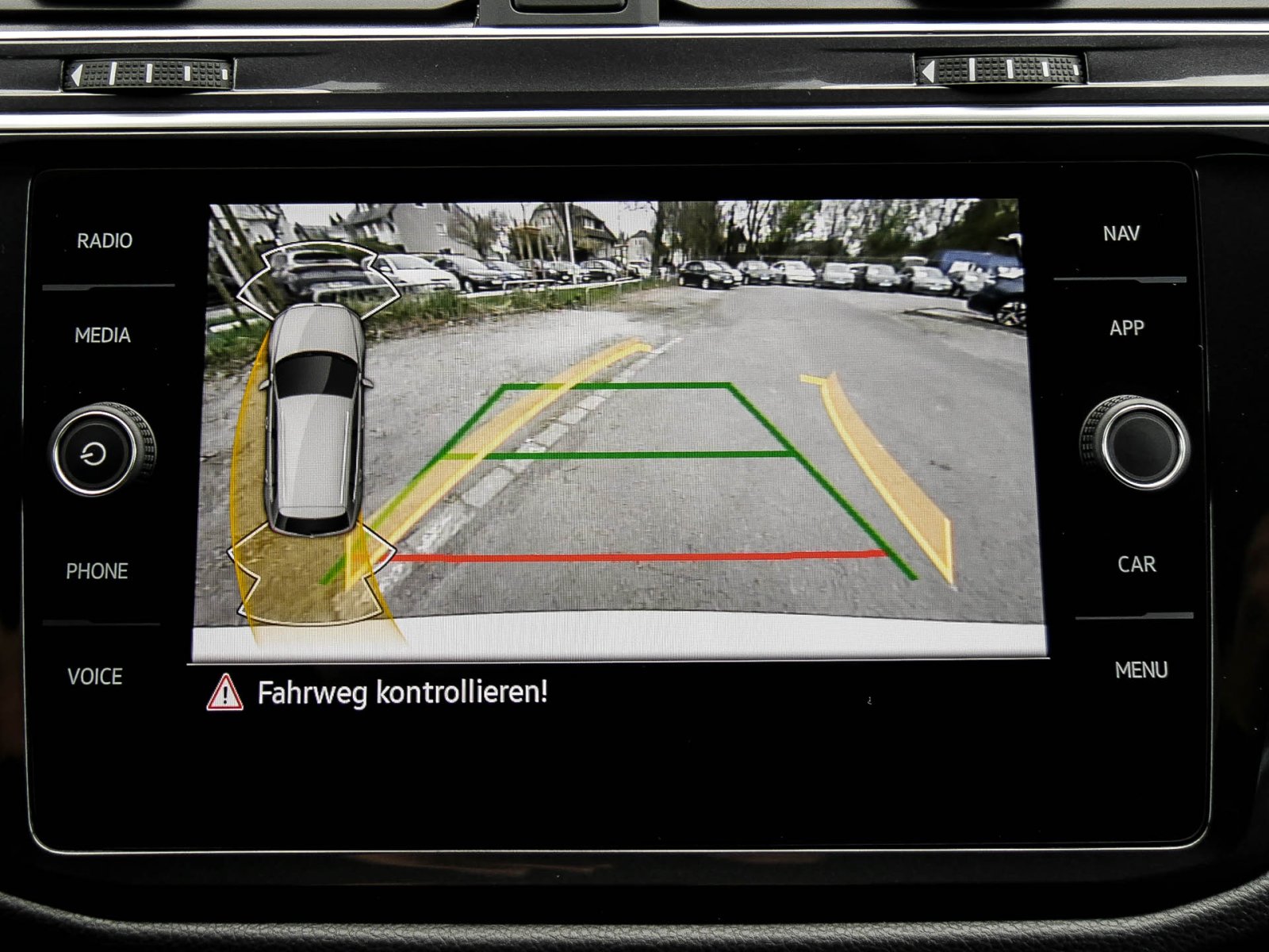 Volkswagen Tiguan 2.0 MOVE AHK CAM ACC LM18 NAVI SITZHEIZUNG