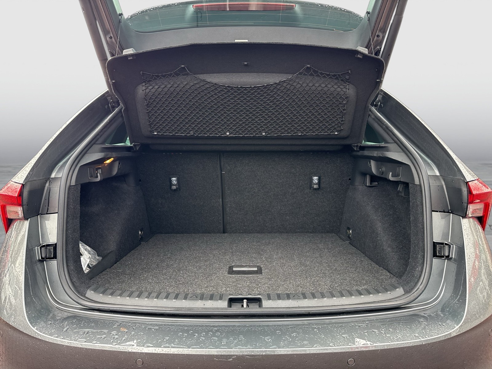 Skoda Scala 1.5 MONTE CARLO PANO AHK CAM MATRIX NAVI