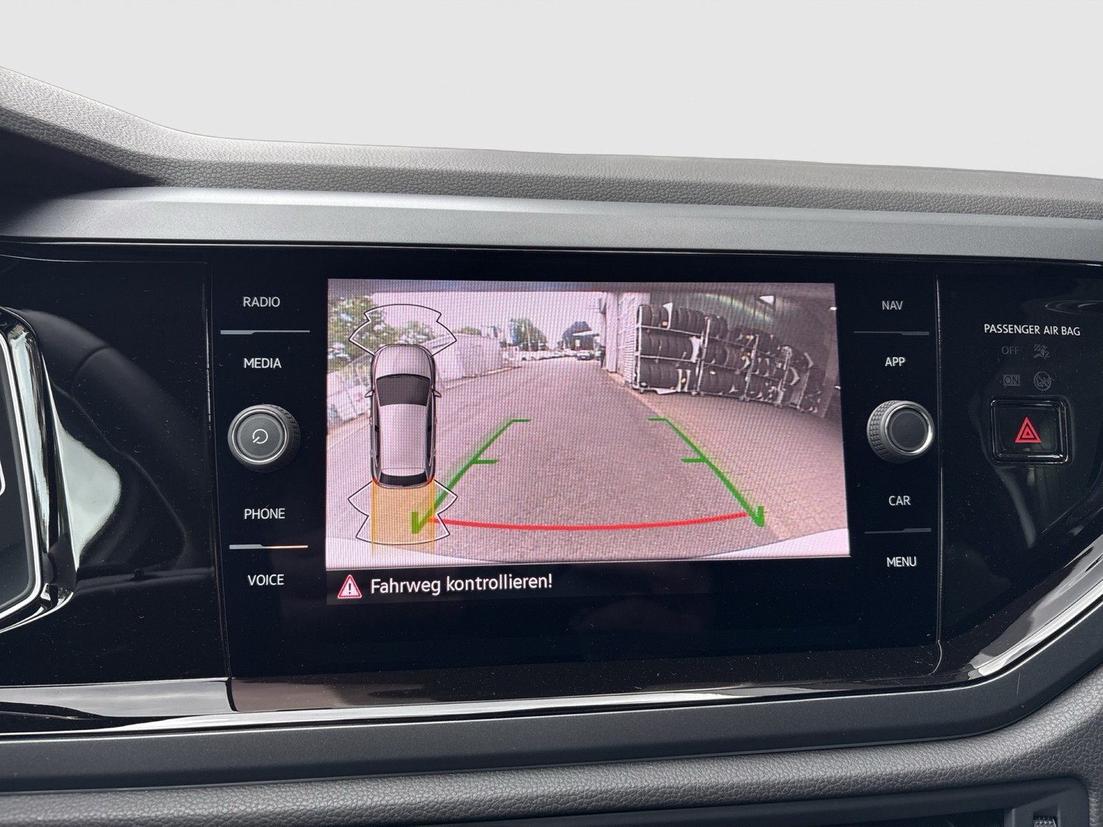 Volkswagen Polo 1.0 R-LINE CAM ACC MATRIX NAVI ALU CARPLAY
