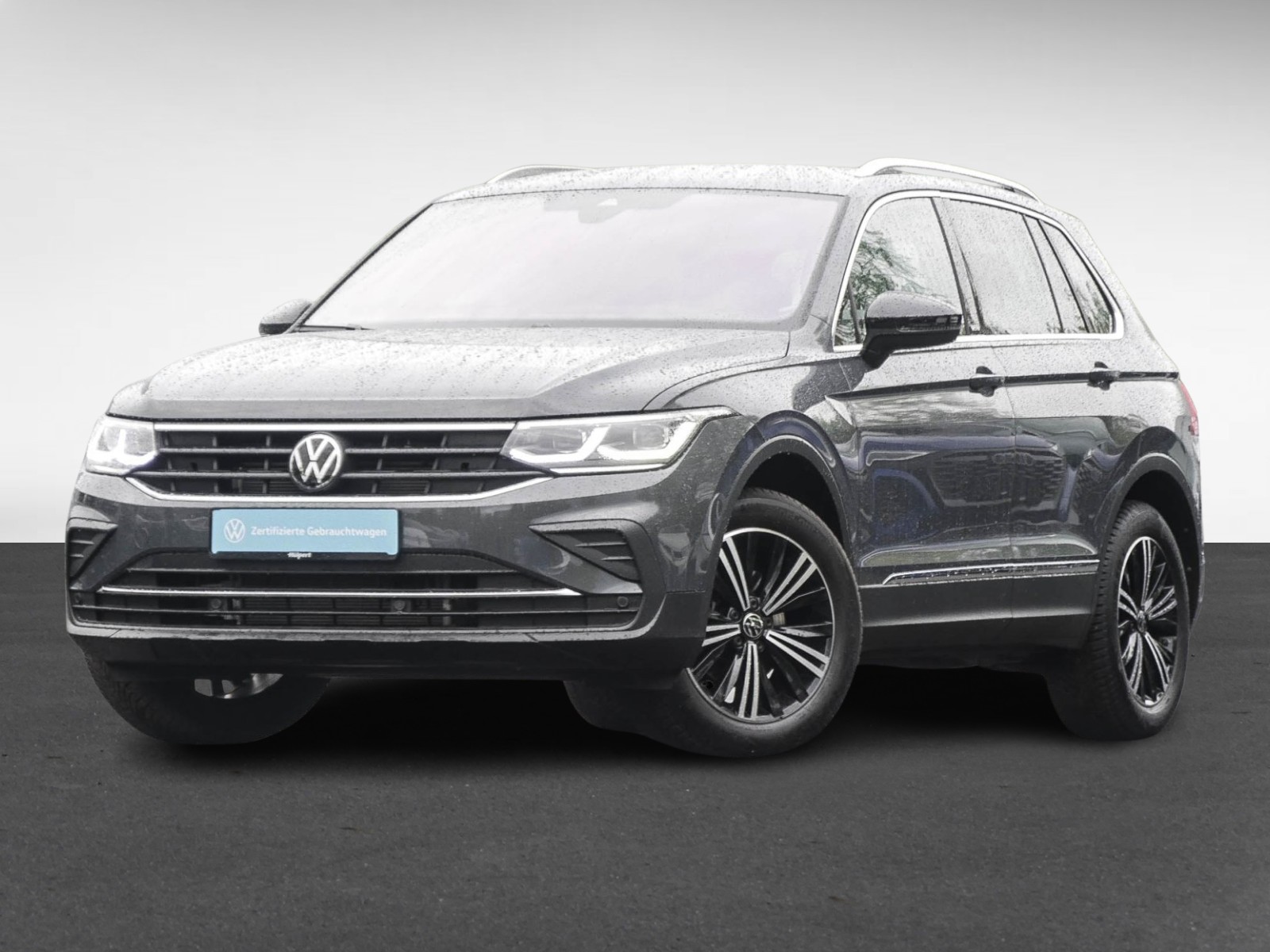 Volkswagen Tiguan 2.0 MOVE AHK CAM ACC LM18 MATRIXLED NAVI
