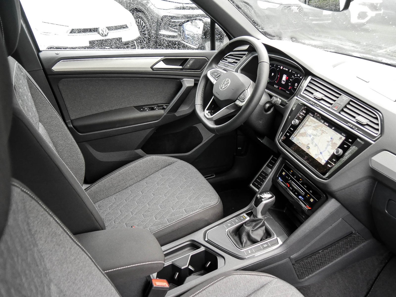 Volkswagen Tiguan 2.0 MOVE AHK CAM ACC LM18 MATRIXLED NAVI