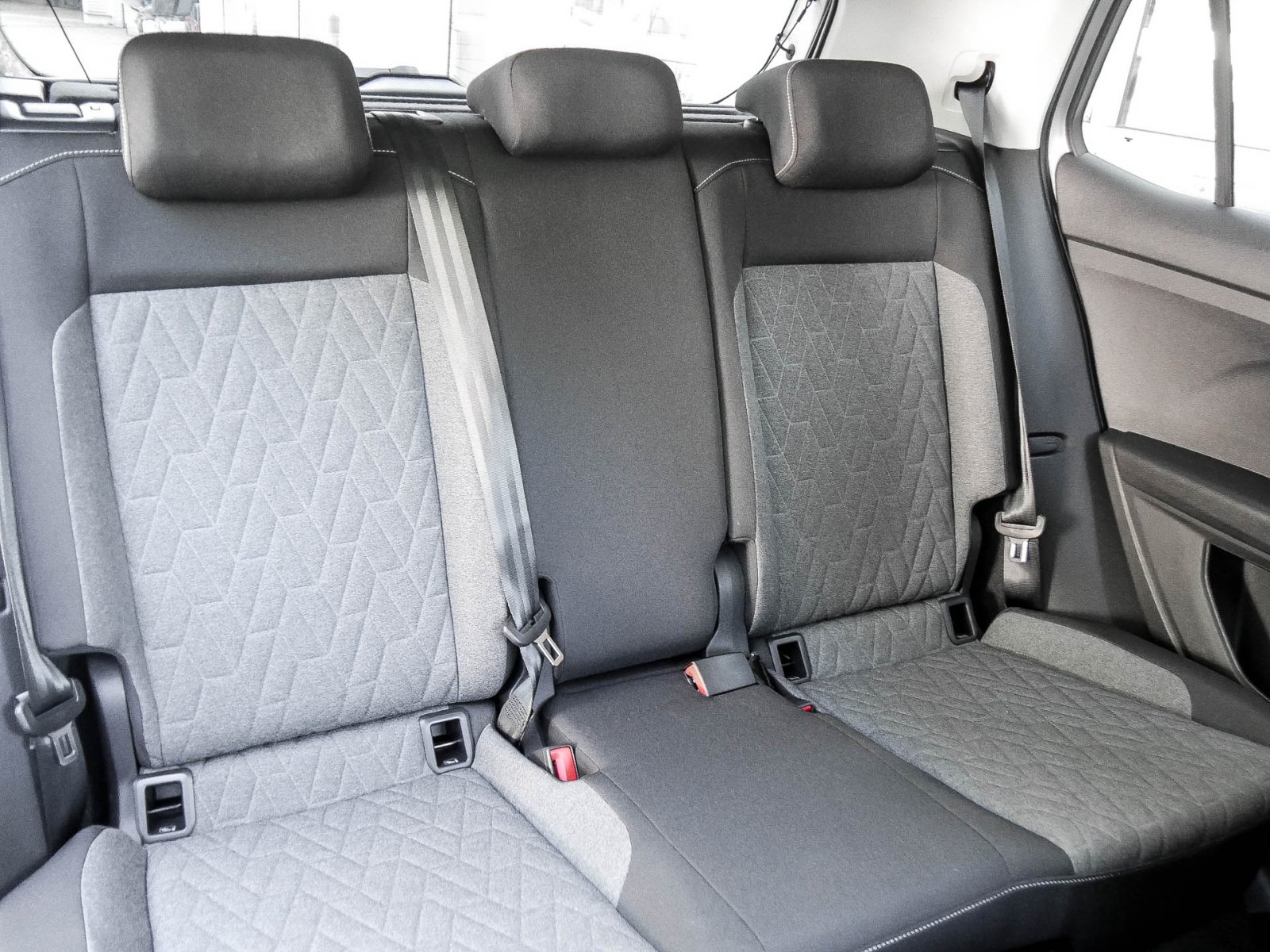 Volkswagen T-Cross 1.0 MOVE ACC ALU NAVI SITZHEIZUNG DAB+