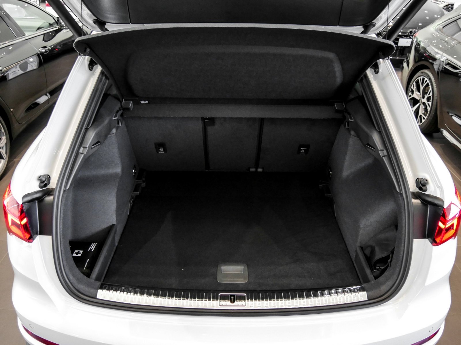 Audi Q3 35 TFSI S tronic S Line LED+Pano+AHK+SONOS+Assistenzpaket+