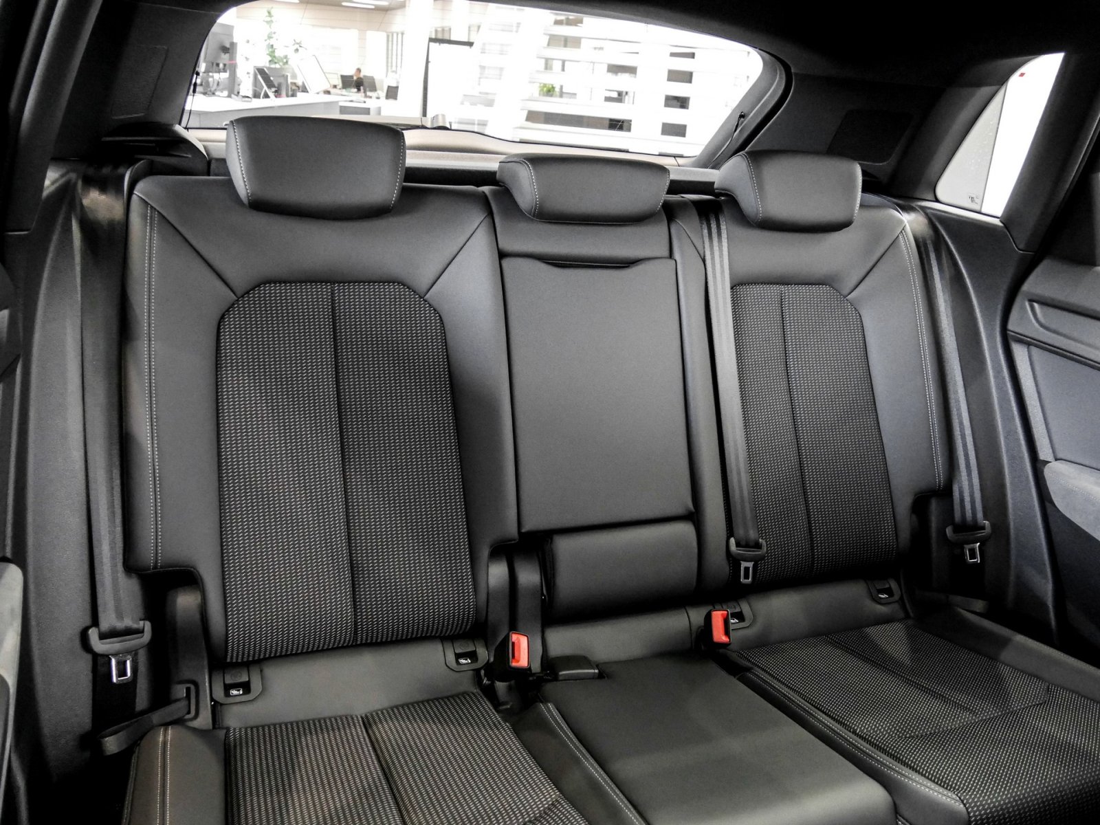 Audi Q3 35 TFSI S tronic S Line LED+Pano+AHK+SONOS+Assistenzpaket+