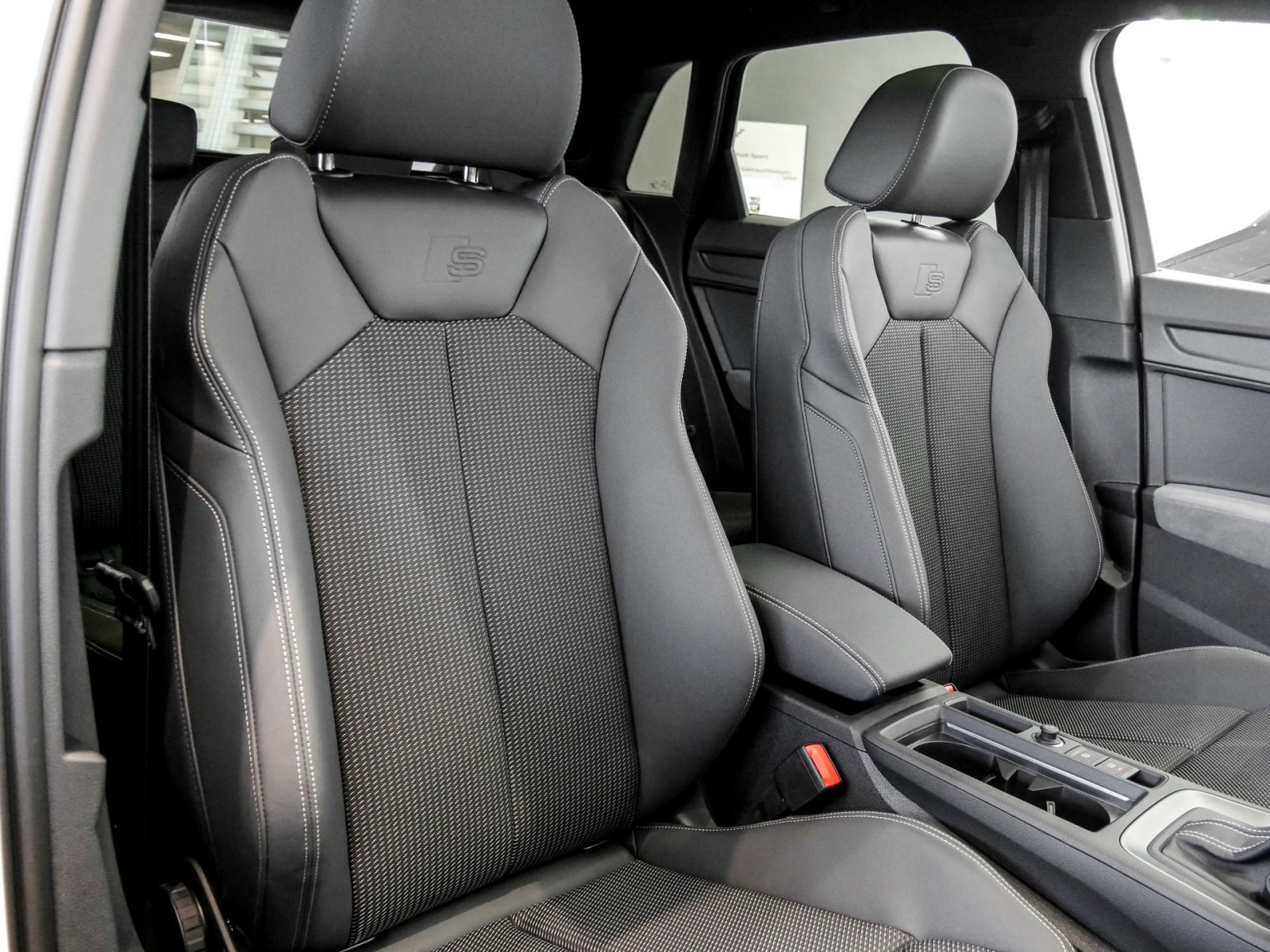 Audi Q3 35 TFSI S tronic S Line LED+Pano+AHK+SONOS+Assistenzpaket+