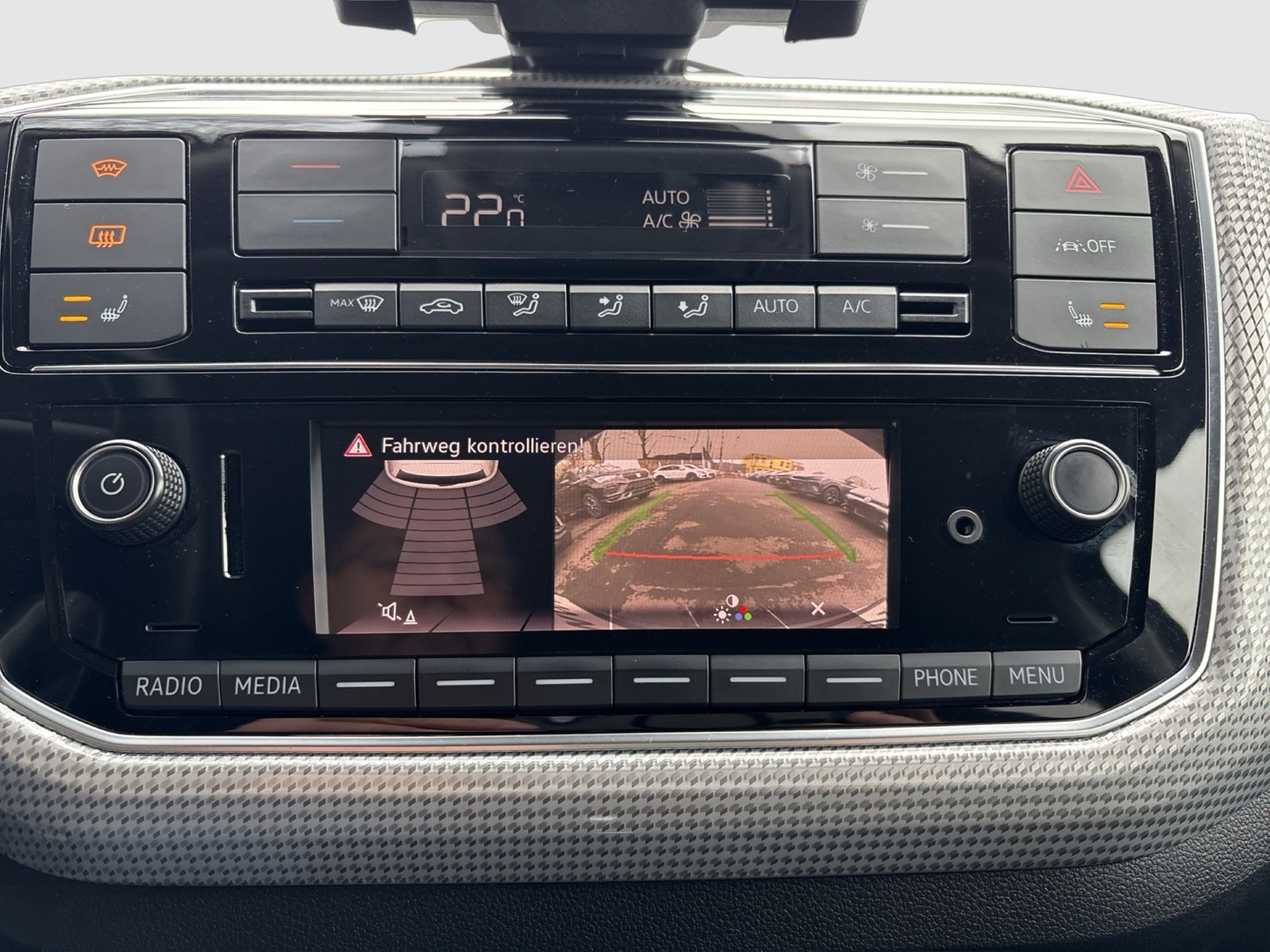 Volkswagen e-up! STYLE PLUS 4TÜREN CAM ALU SITZHEIZUNG DAB+