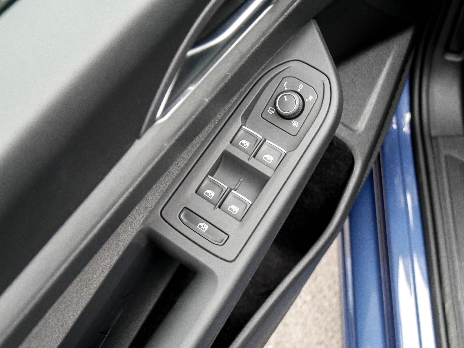 Volkswagen Golf VIII 1.5 LIFE ACC SITZHZ. CARPLAY/ANDROIDA.