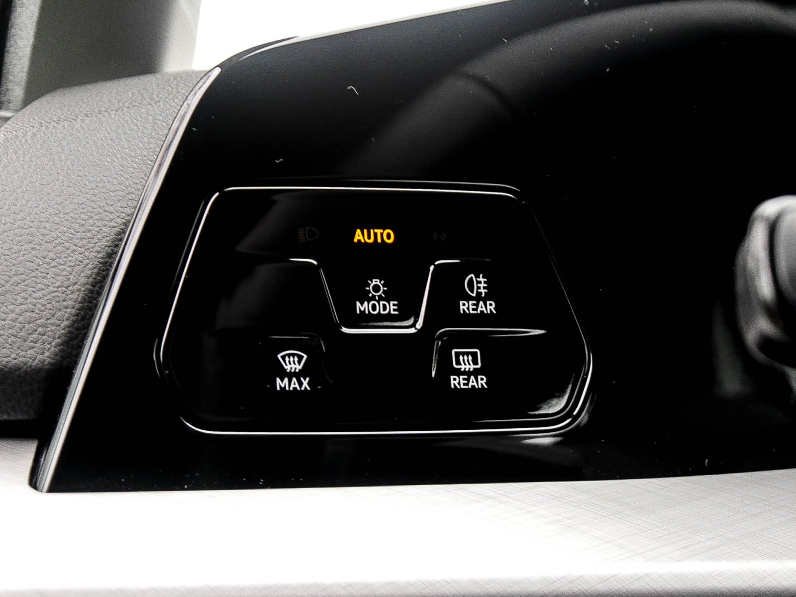 Volkswagen Golf VIII 1.5 LIFE ACC SITZHZ. CARPLAY/ANDROIDA.