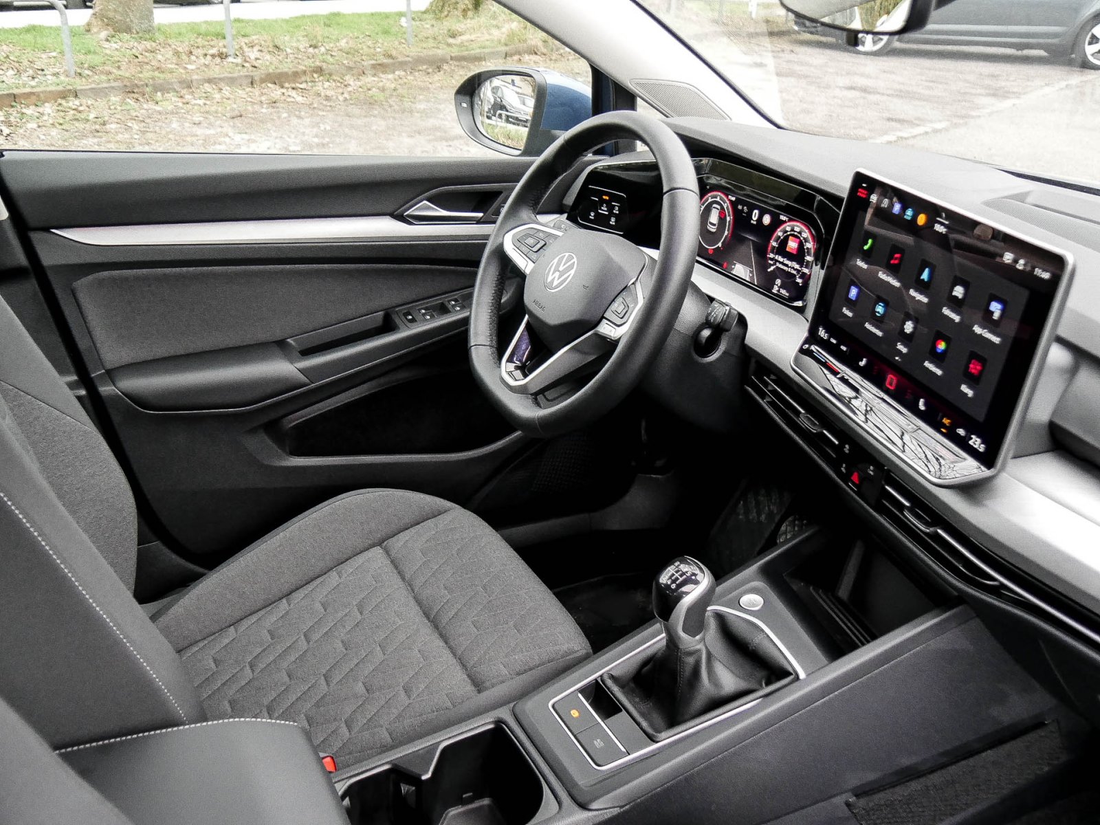 Volkswagen Golf VIII 1.5 LIFE ACC SITZHZ. CARPLAY/ANDROIDA.