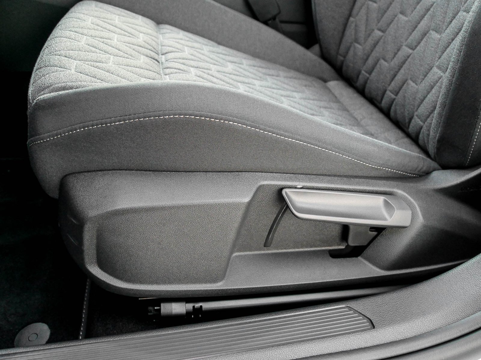 Volkswagen Golf VIII 1.5 LIFE ACC SITZHZ. CARPLAY/ANDROIDA.