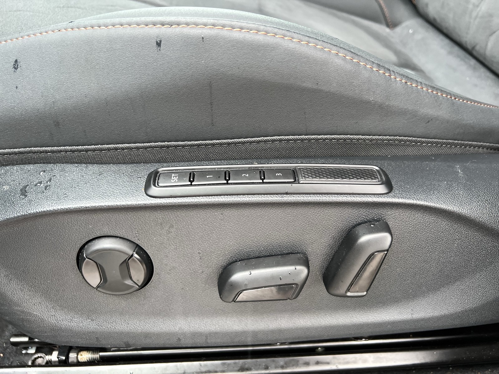 Cupra Terramar 1.5 eTSI 360CAM ACC LM18 HEADUP EKLAPPE