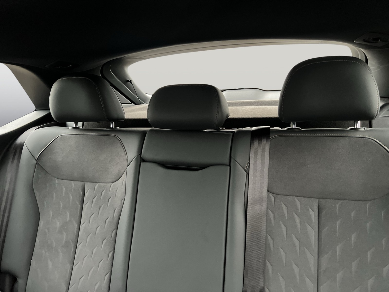 Cupra Terramar 1.5 eTSI 360CAM ACC LM18 HEADUP EKLAPPE