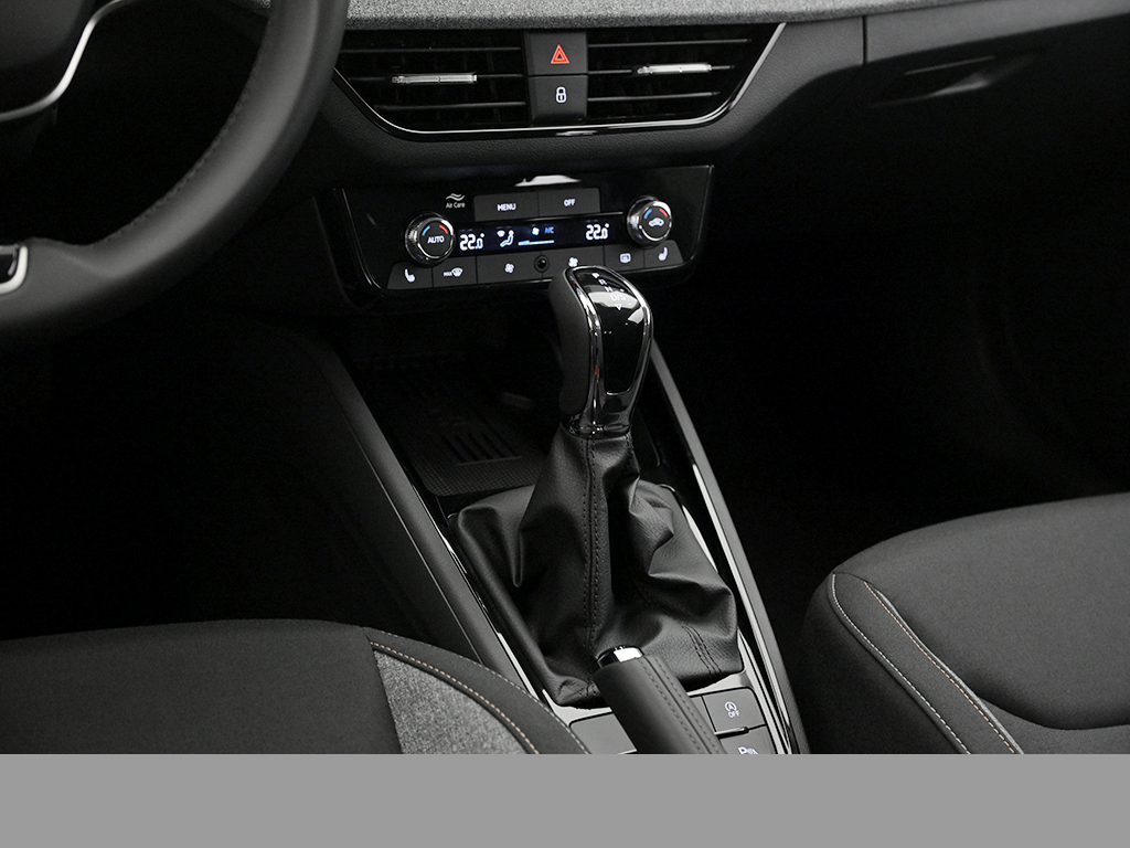 Skoda Scala 1.5 BALANCE DSG AHK CAM NAVI KEYLESS LM17