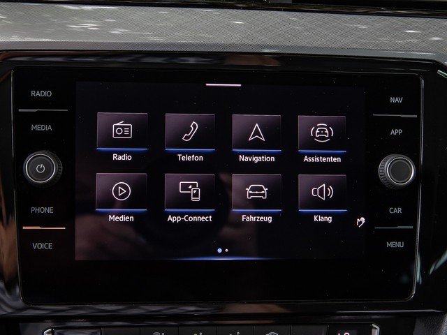 Volkswagen Passat Variant 1.5 BUSINESS AHK ACC ALU NAVI LED