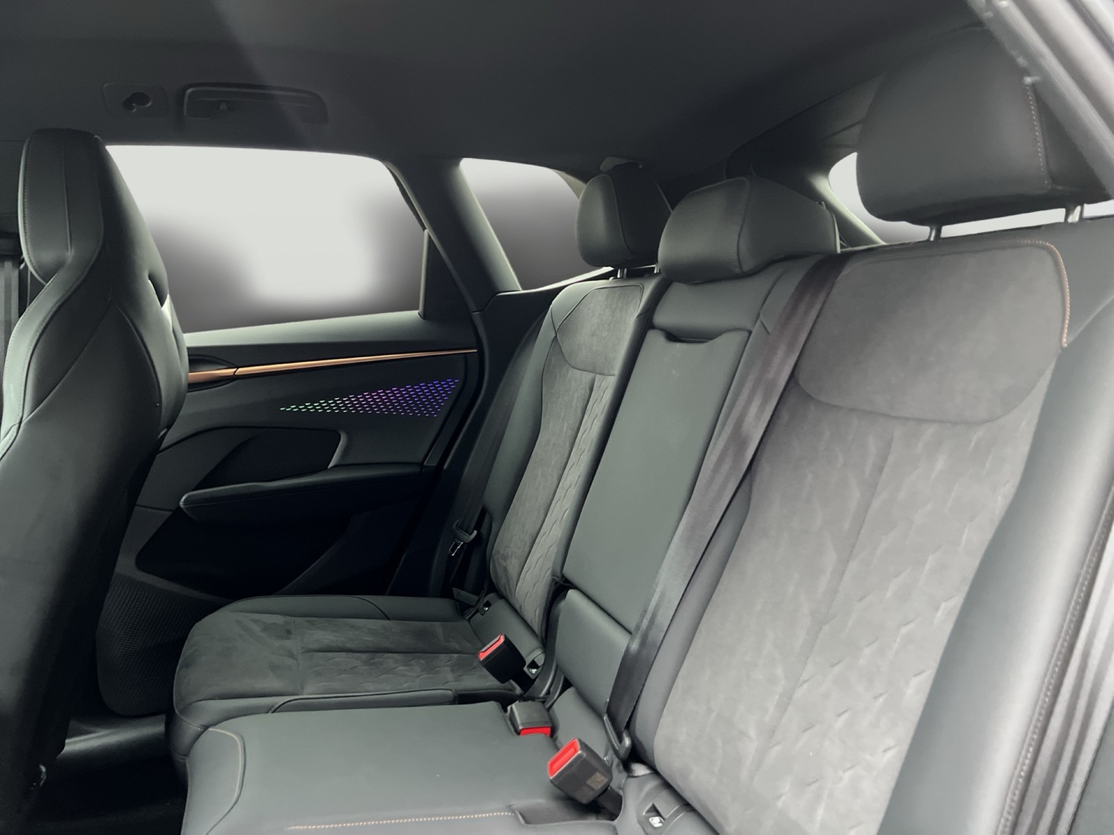 Cupra Terramar 1.5 eTSI 360CAM ACC LM18 HEADUP EKLAPPE